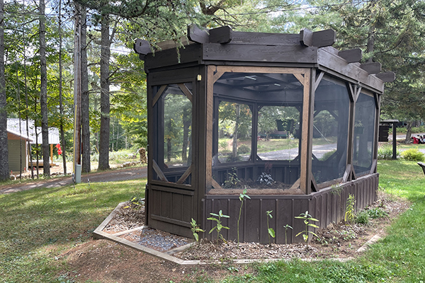 Butterfly House welcomes guests