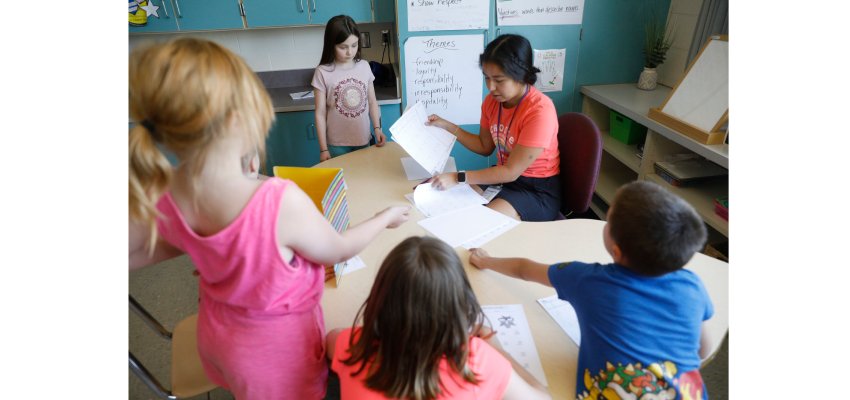 Student teaching in a grade school