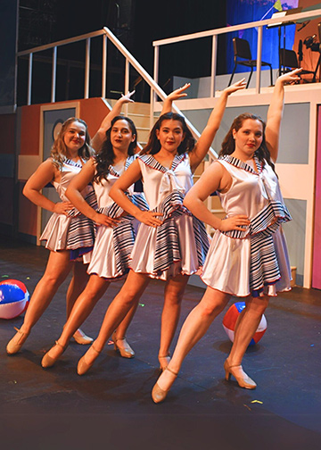 Olivia Goodman, Isabella Garza, Lizzie Fitzpatrick and Mackenzie Carroll