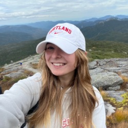 Headshot of Kelsey Thornton