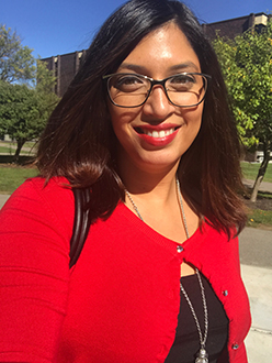 AnnaMaria Omilanowicz headshot